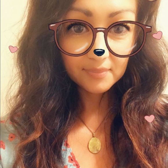 Meet your Posher, Ana - Picture 2 of 2